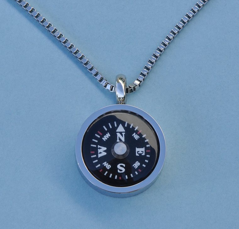 Thin Bezel Stainless Steel Working Compass Pendant with Chain